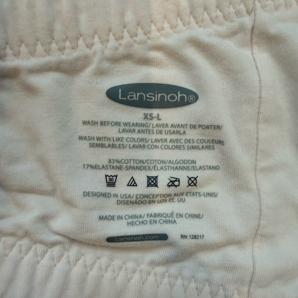 Two Pumping Bras - Picture 2 of 3